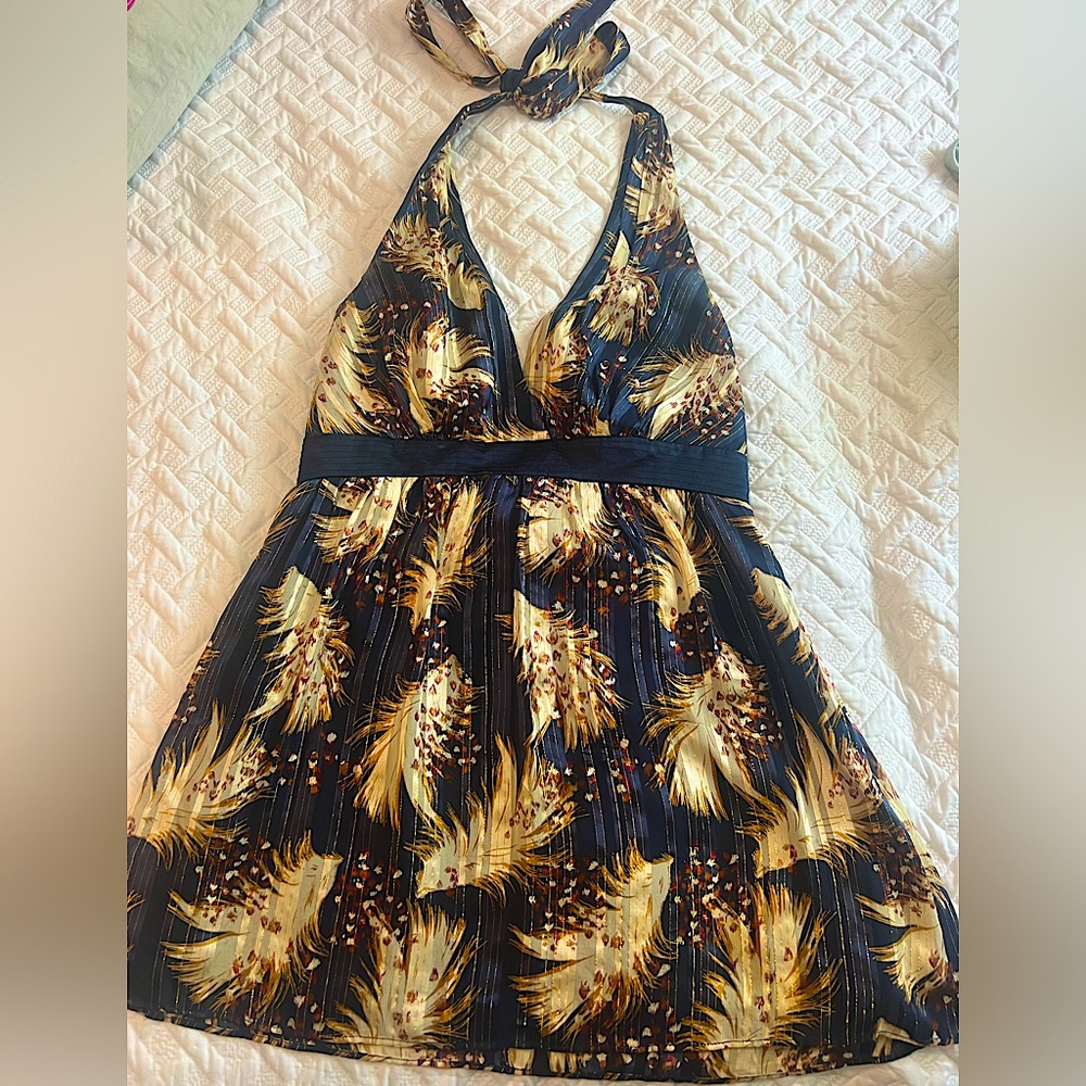 Gorgeous LAUNDRY by Shelli Segal Silk Halter Top, Size S